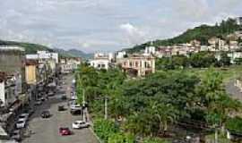 Alm Paraba - Rua Marechal Floriano em Alm Paraba-Foto:Gilberto de Souza