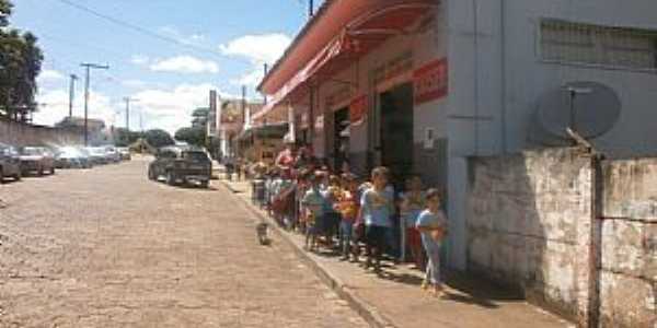 Imagens da cidade de Alpinpolis - MG