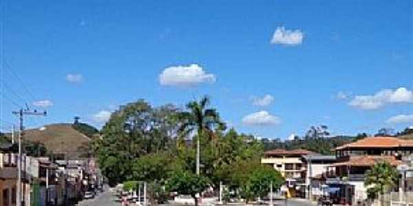 Imagens da cidade de Amparo da Serra - MG