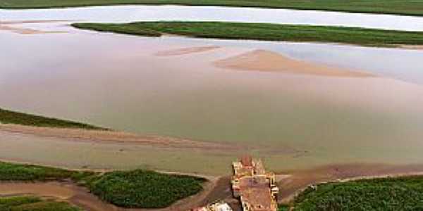 Imagens da localidade de Babilnia Distrito de Delfinpolis - MG