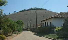 Barra Longa - Rua da Comunidade de Barro Branco em Barra Longa-MG-Foto:Geraldo Salomo