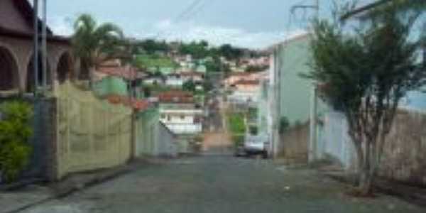 RUA DE BOM SUCESSO, Por LCIO PEDRO DOS SANTOS