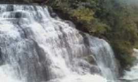 Bonfinpolis de Minas - cachoeira santo andre, Por Carlos Roberto Melgao