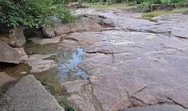 Bonito de Minas - Bonito de Minas-MG-Antiga Cachoeira das Pedras-Foto:Denes Melo