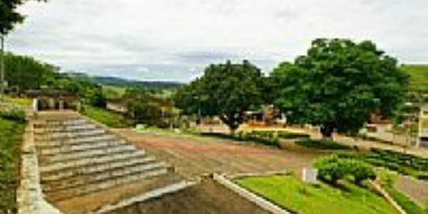 Escadarias da Igreja e Praa Olavo Carlos dos Santos-Foto:sgtrangel 