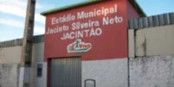 Estdio Municipal Jacinto Silveira Neto (Jacinto), Por Capito Enas