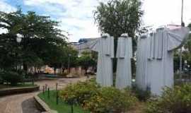 Carangola - Praa Matriz Santa Luzia, Por Abimael