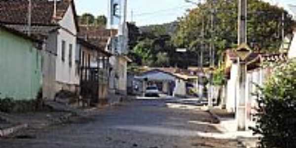 Carioca-MG-Rua da Igreja-Foto:Rogrio Santos Pereira