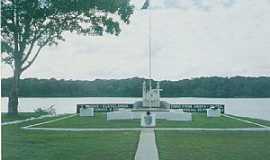 Clevelndia do Norte - Clevelndia do Norte-AP-Monumento da rea Militar-Foto:Fabrcio Souza Dias