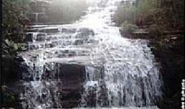 Carrancas - Cachoeira da Serrinha