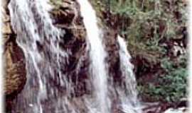 Carrancas - Cachoeira dos Anjos