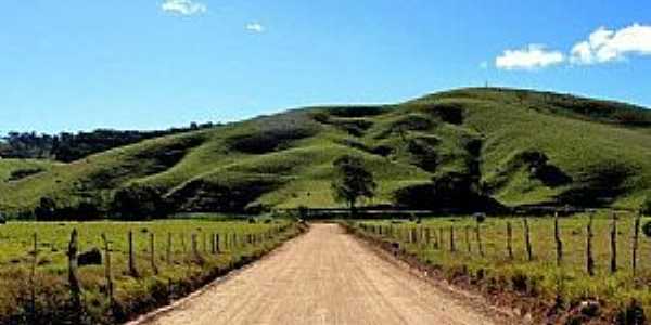 Carvalhos MG -Paraso das Trilhas e Cachoeiras