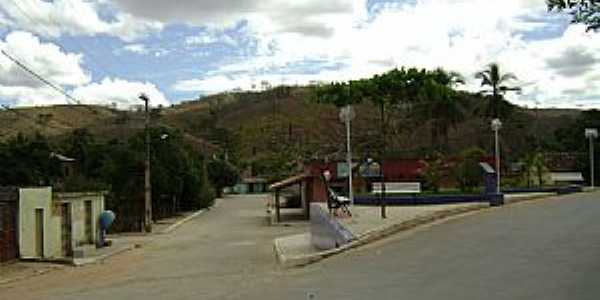 Central de Santa Helena-MG-Centro da cidade, Distrito de Divino das Laranjeiras-Foto:Gustavo Sturzenecker