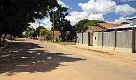 Chapada Gacha - Chapada Gacha-MG-Rua no centro-Foto:fotostrada.