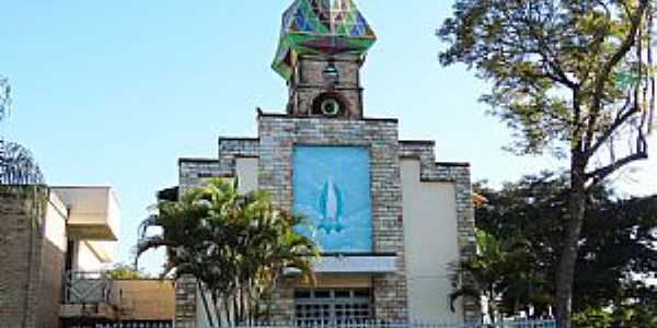 Citrolândia-MG-Igreja de N.Sra.das Graças-Foto:Vicente A. Queiroz
