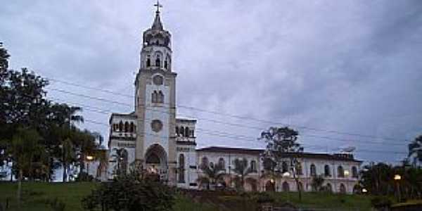 Claraval-MG-Matriz do Divino Esprito Santo-Mosteiro Cistercience-Foto:Altemiro Olinto Cristo