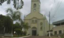 Conceio de Ipanema - pra ii Igreja, Por vitria