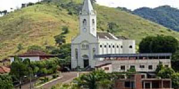 Igreja em Conceio de Ipanema-Foto:Elpdio Justino de A