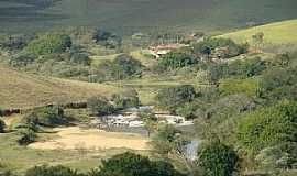 Conceio dos Ouros - Conceio dos Ouros-MG-Vista da cachoeira-Foto:IsmaelSilva