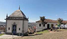 Congonhas - Congonhas-MG-Profeta-Capela dos Passos da Paixo de Cristo no Santurio Bom Jesus do Matozinhos-Foto:Paulo Yuji Takarada