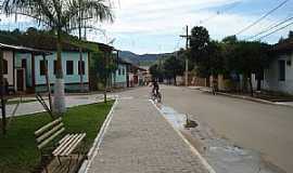 Coroaci - Coroaci-MG-Rua da cidade-Foto:Izaides