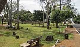 Cruzeiro dos Peixotos - Praa-Foto:daniel barros pereir[Panoramio]