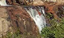 Cubas - Cachoeira da Melita-Foto:Wemerson Paulino[Panoramio]