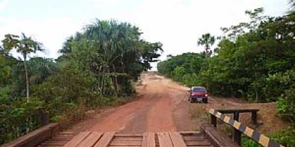 Itaubal-AP-Ponte sobre o Igarap Areia Branca-Foto:Alan Kardec