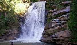 Dionsio - Dionsio-MG-Cachoeira do Ribeiro Mombaa-Foto:Paulo Miranda Pereira