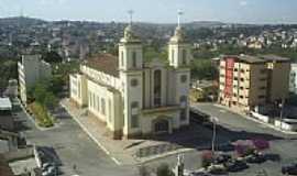 Divinpolis - Catedral de Divinpolis-Foto:chicrala [Panoramio]