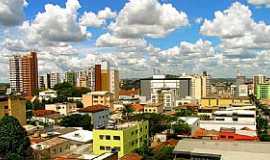 Divinpolis - Divinpolis-MG-Vista da rea central-Foto:Gui Torres