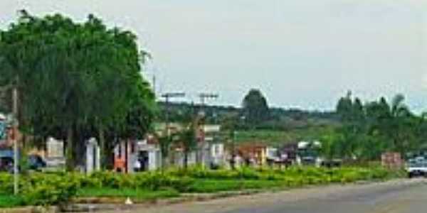 Casas s margens da Rodovia-Foto:PEDRO PAULO