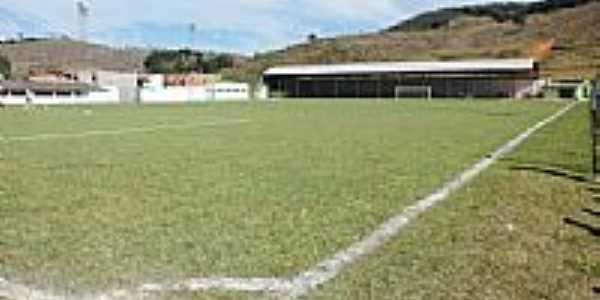 Campo de Futebol em Dores do Turvo-MG-Foto:Antrbns