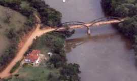 Douradinho - Ponte sobre o Rio Sapuca, Por Ricardo Celso de Souza