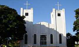 Douradoquara - Igreja Matriz de Douradoquara por Vicente A Queiroz