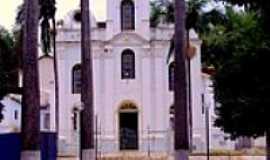 Entre Folhas - Igreja-Foto: Beth Martins [Panoramio]