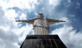 Esmeraldas - Cristo no Mirante, Por Luciney A Silva