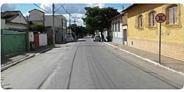 RUA BENEDITO VALADARES