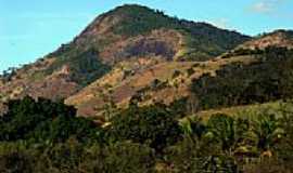 Eugenpolis - Serra do Brito em Eugenpolis-MG-Foto:Franz Albert