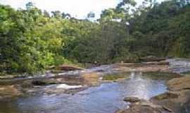 Fronteira dos Vales - Fazenda Miragem,Cachoeira do Rio Pamp-Foto:Eugenio Ribas [Panoramio]