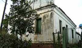 Funchal - Casa antiga em Vila Funchal-Foto:altoabaete