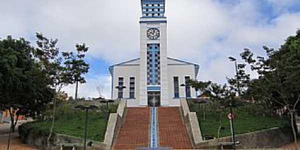 Gonalves-MG-Igreja de N.Sra.das Dores-Foto:jrubens48