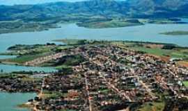 Guap - Guap-MG-Lago de Furnas e a cidade-Foto:andrefonsecaoliveira.