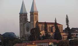 Guaxup - Guaxup-MG-Catedral de N.Sra.das Dores-Foto:rogercm