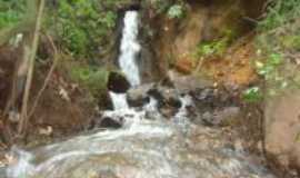 Serra do Navio - cachoeira do vero(na estrada da colonia e serra), Por wirley almeida santos