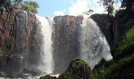 Ibiraci - Ibiraci-MG-Cachoeira da antiga UHI-Foto:EUS