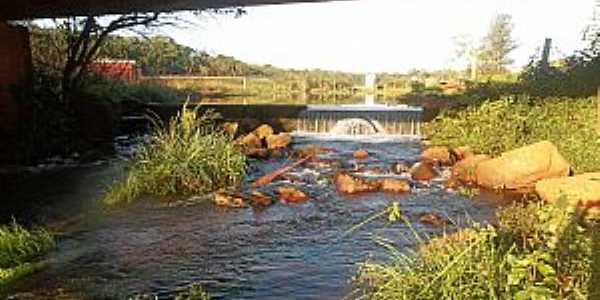 Imagens da cidade de Ira de Minas - MG