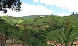 Itabirinha de Mantena - Stio atrs da Pedra da Boneca-Foto:decio coutinho 