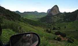 Itabirinha de Mantena - Descendo o morro da torre-Foto:decio coutinho 