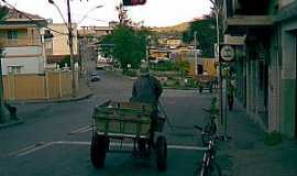 Itaguara - Itaguara-MG-Meio de transporte ainda em uso na cidade-Foto:DouGlas AnGu